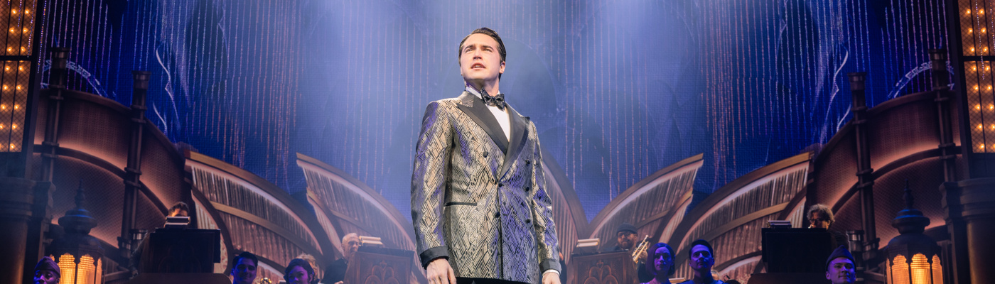 <p><em>The Roaring 20s come to life every night at the Broadway Theatre in NY/</em></p>